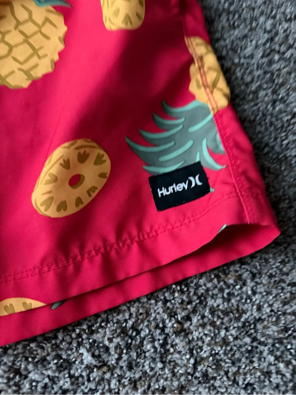 Hurley Mens Small Pineapple Volley Swim Trunks Red Tropical Board Shorts Surf
